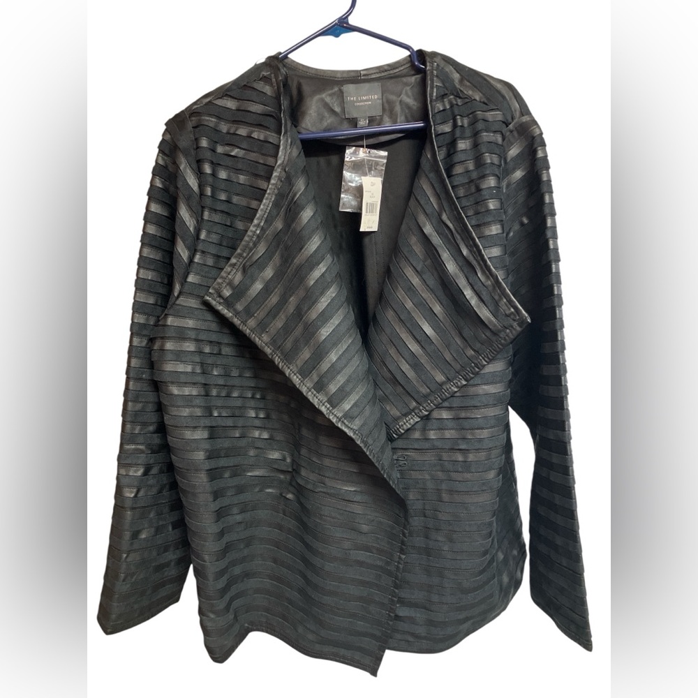 The Limited New with Tags Faux Leather and Faux Suede Jacket Size 3X Fall Classy